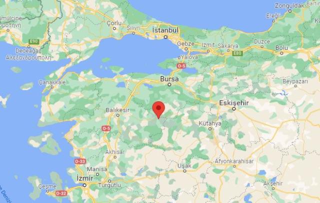 Balıkesir’de 4.8 büyüklüğünde deprem meydana geldi! Sarsıntı İstanbul ve Bursa da hissedildi.