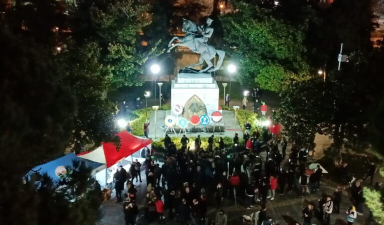 Samsunda Atatürk Anıtı’na saldıranlar tutuklandı